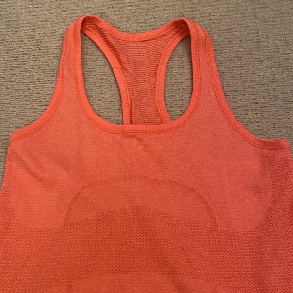 Lululemon Tank - Picture 2 of 3